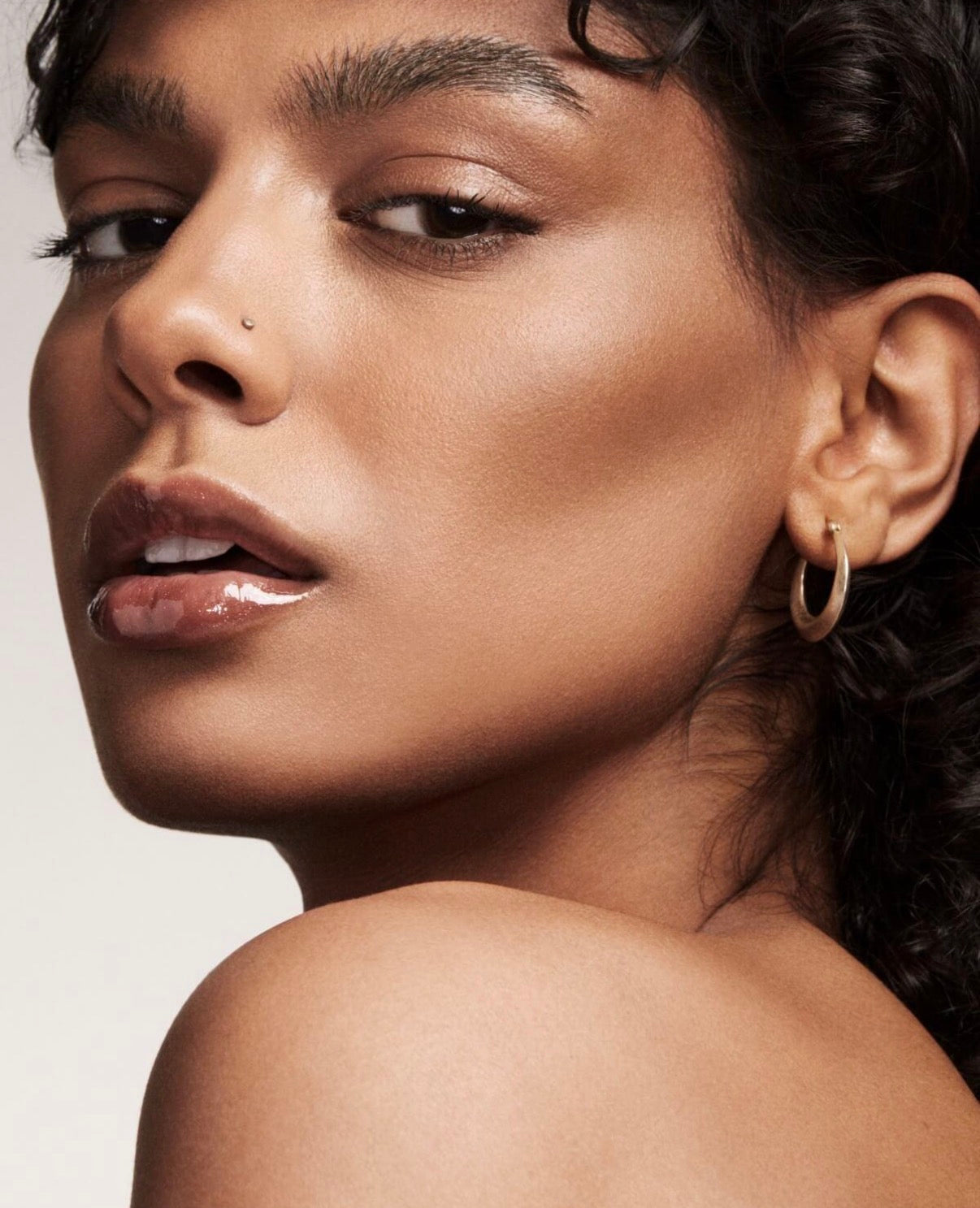 Fenty Beauty Match Stix Contour & Shimmer Highlight Duo
