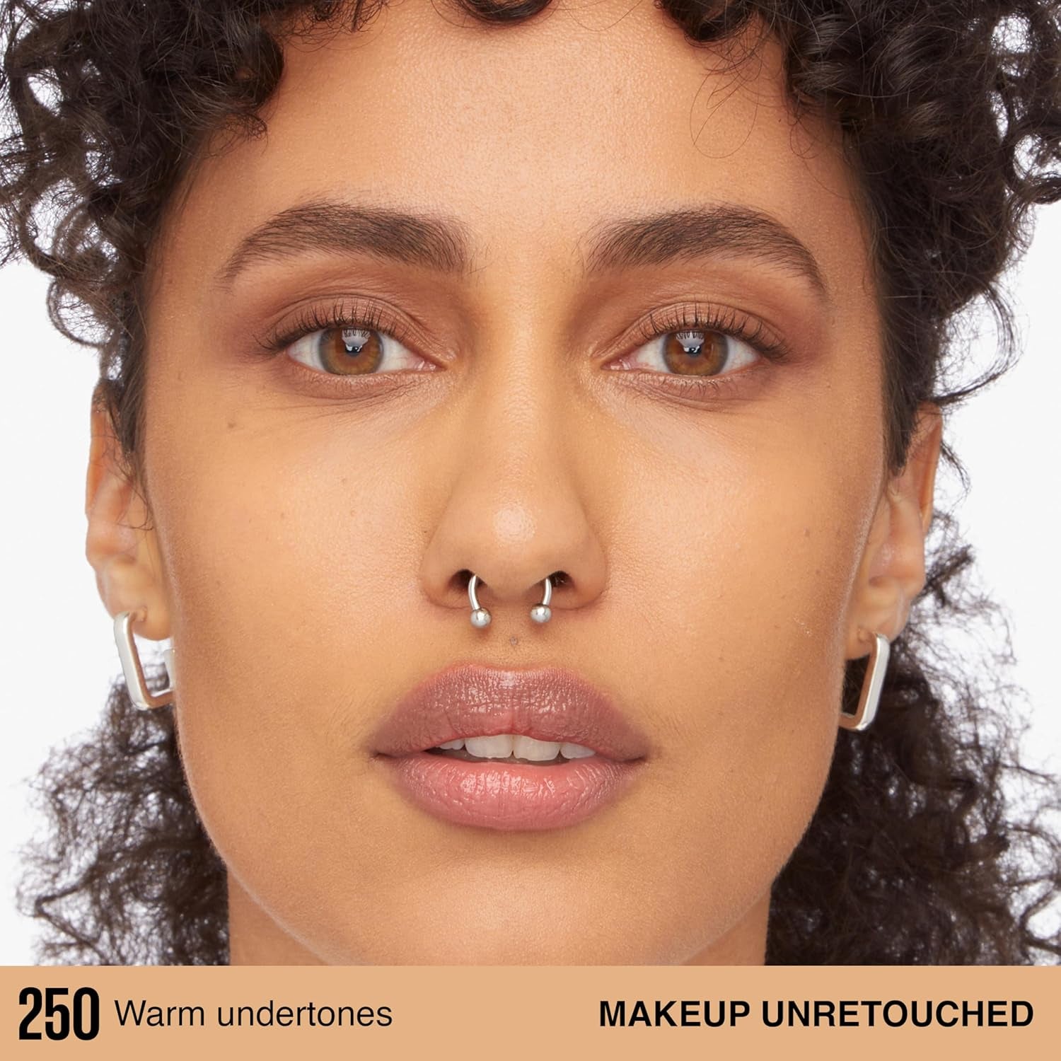 Maybelline Super Stay Lumi-Matte Foundation, Lightweight and Buildable Full Coverage Foundation Makeup for up to 30HR Wear, 250, 1 Count